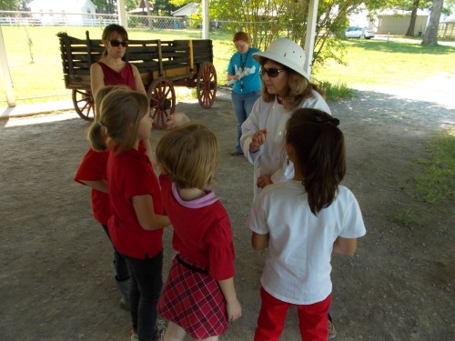 2013 Agricultural Field Day ... Ward Ag Center ... Beekeeper Peggy Scholes talks with Future Beekeepers