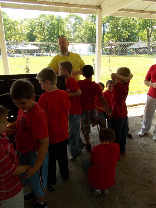 Beekeeper Eric Meador talk to Second Graders about the Importance of The Honeybee to our Food Chain