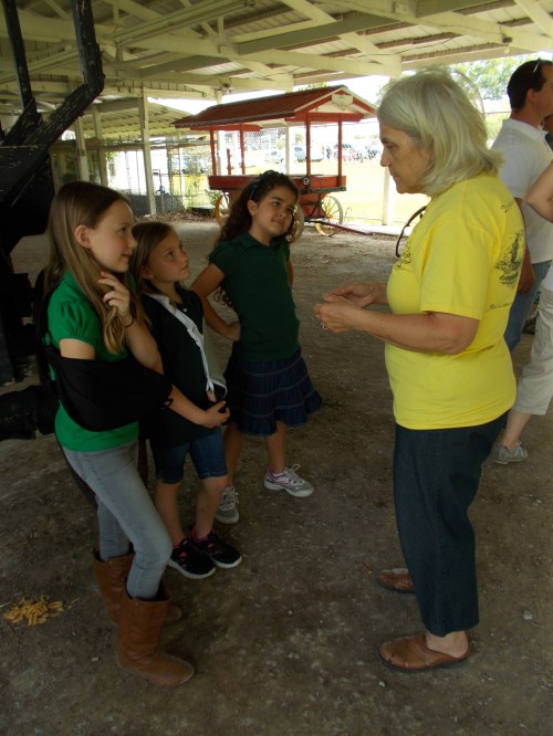 Wilson County Beekeeper Karen Dawson Talks with Wilson County 2nd Graders about the importance of the honeybee